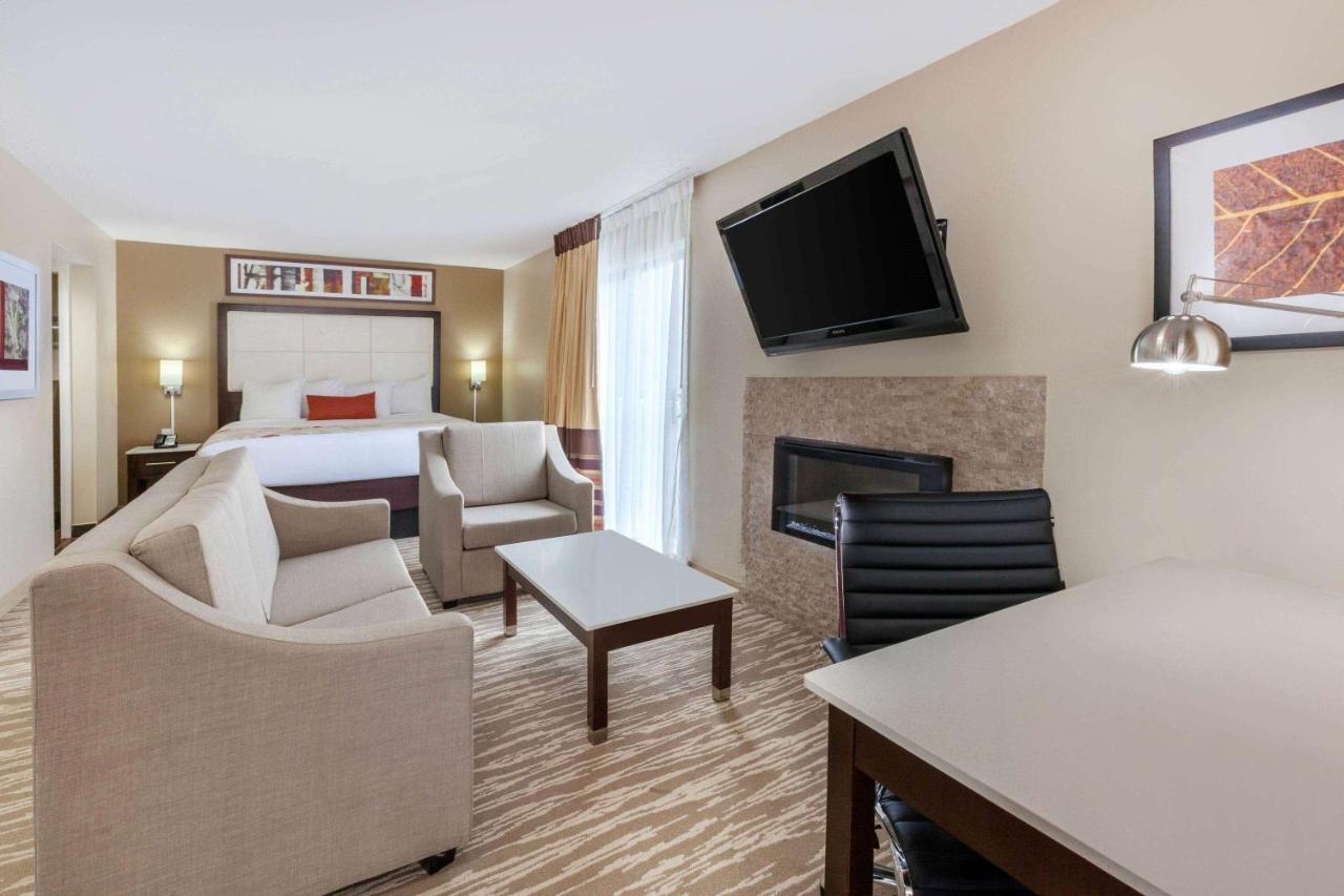 Hawthorn Suites By Wyndham Detroit Southfield Eksteriør billede