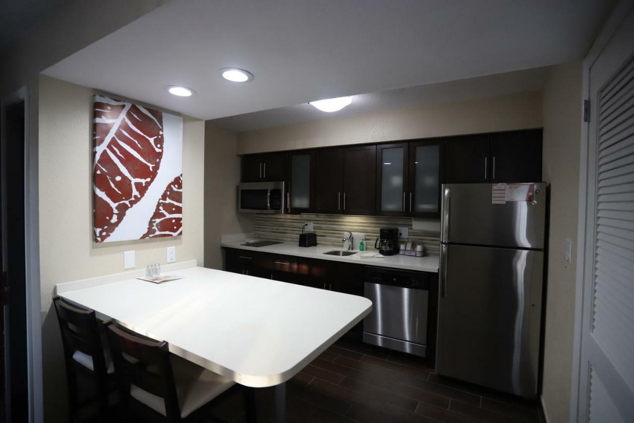 Hawthorn Suites By Wyndham Detroit Southfield Eksteriør billede