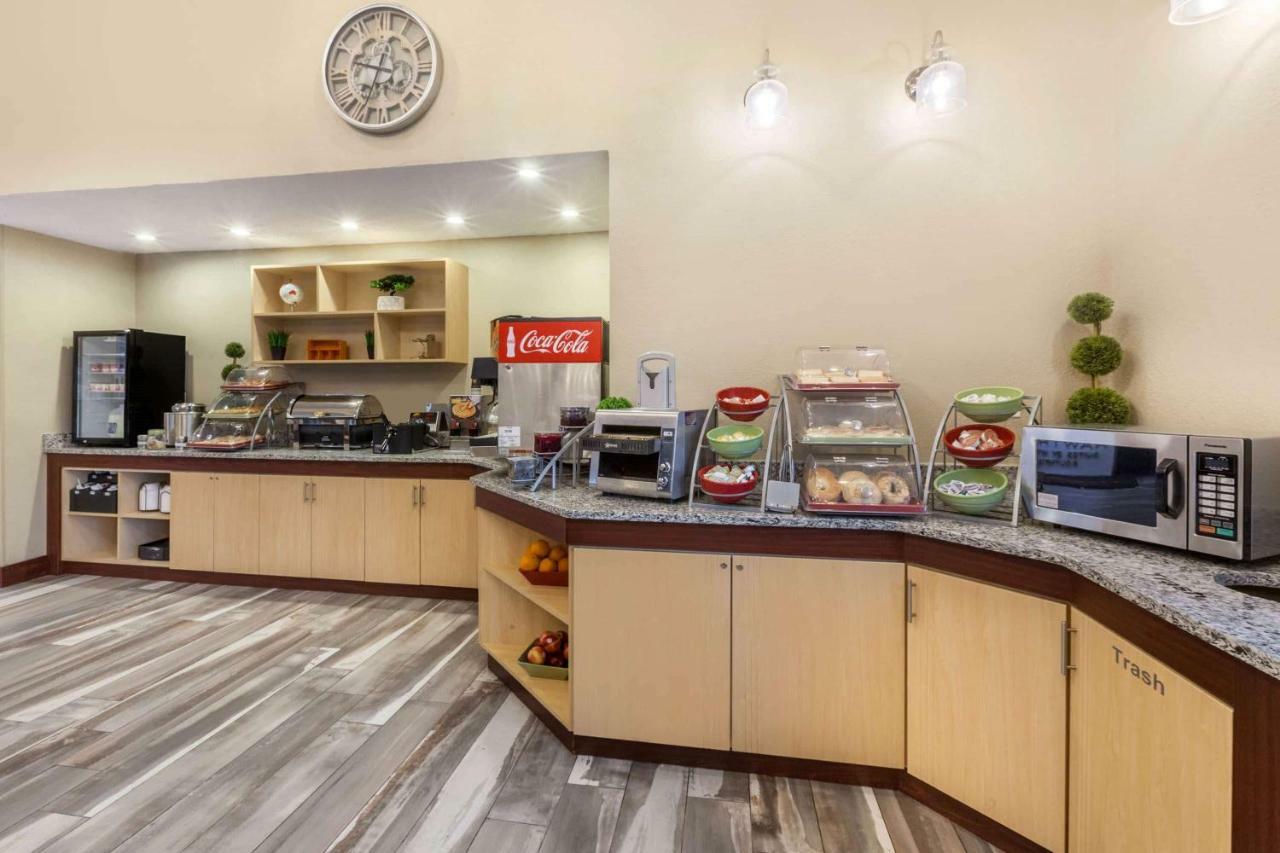 Hawthorn Suites By Wyndham Detroit Southfield Eksteriør billede
